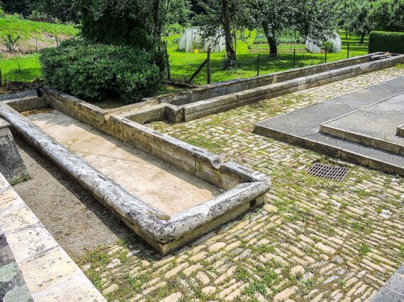 Fontaine-lavoir-abreuvoir