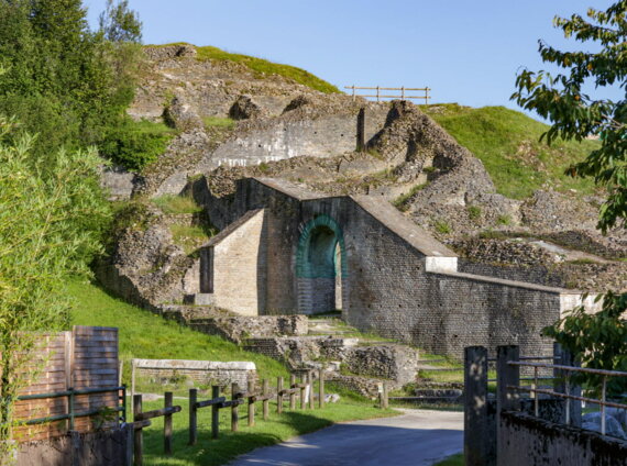 LE THÉÂTRE  D’EPOMANDUODURUM