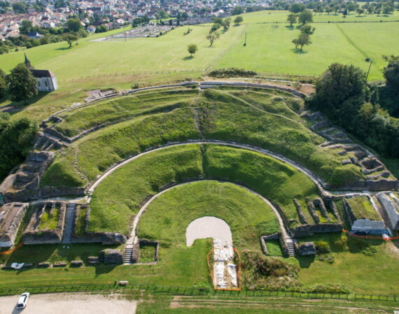 LE THÉÂTRE  D’EPOMANDUODURUM