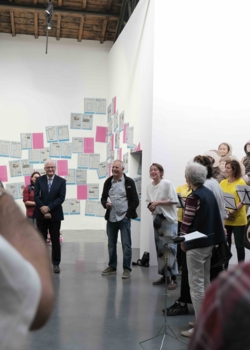 Vernissage La femme aux bras poissons