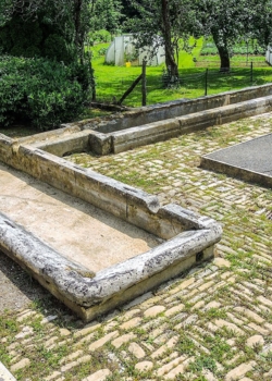 Fontaine-lavoir-abreuvoir